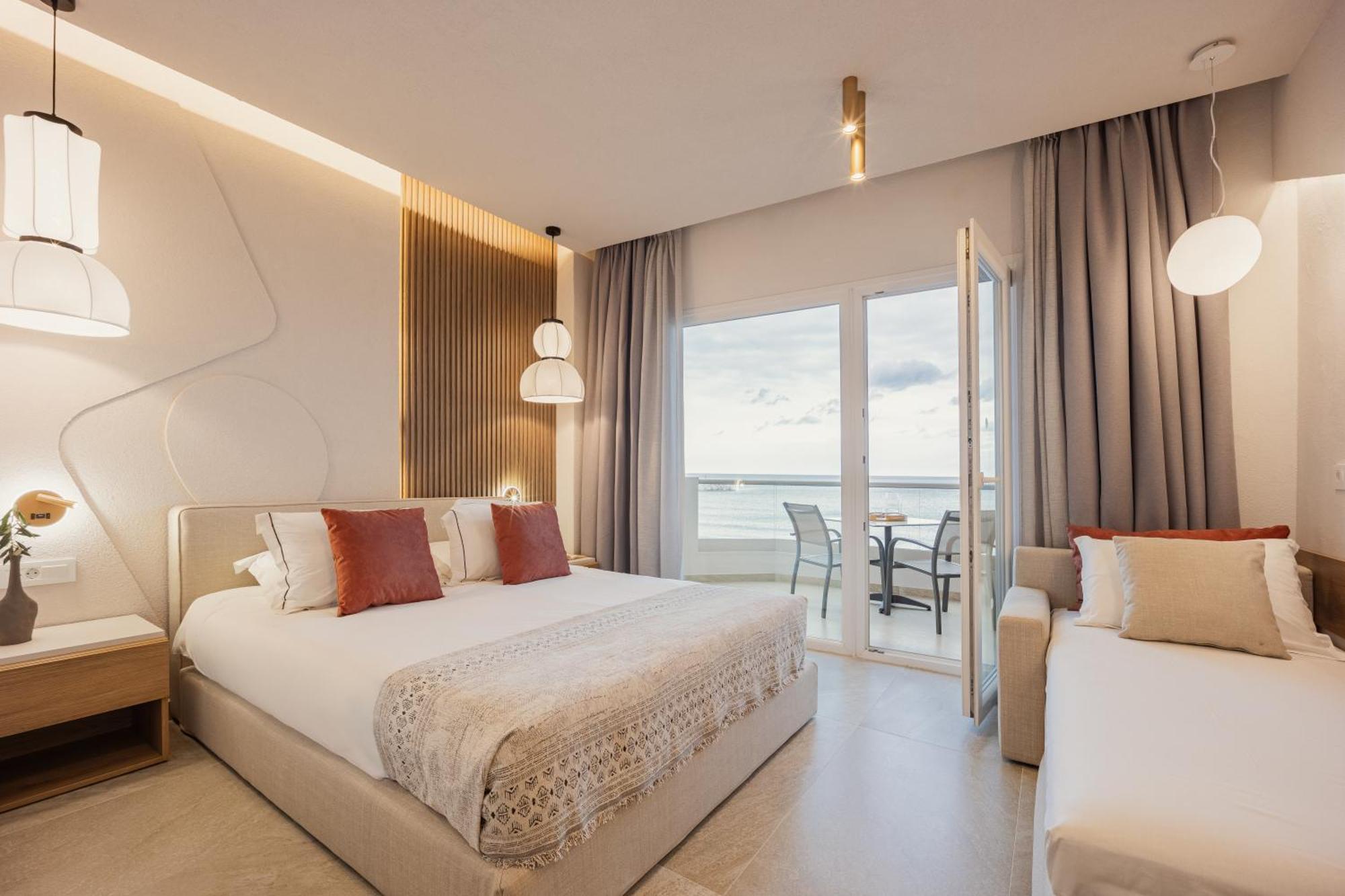 Anna Beach Suites Лименария Екстериор снимка