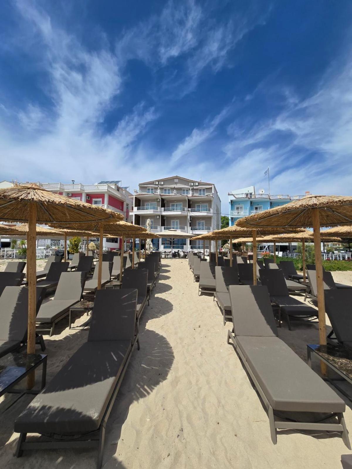 Anna Beach Suites Лименария Екстериор снимка